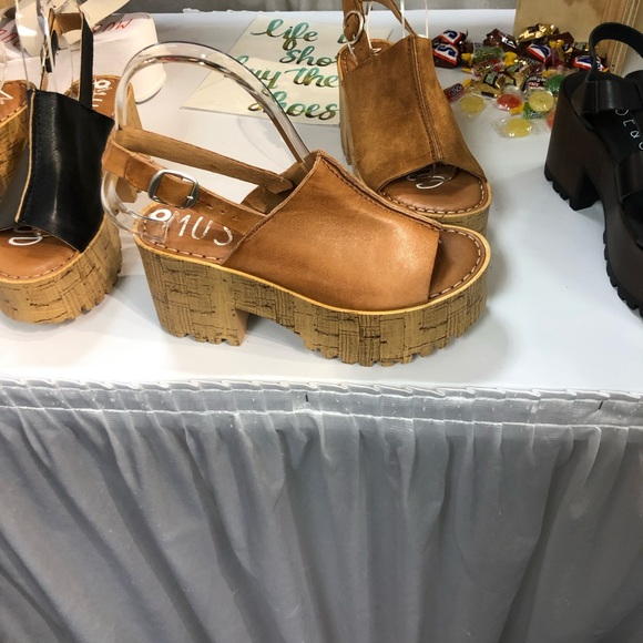 musse and cloud shoes